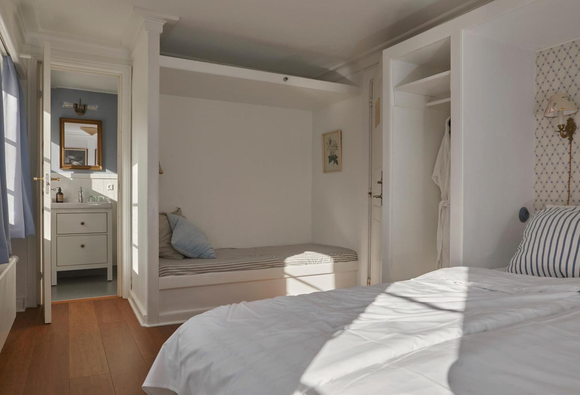 Arnfeldt Hotel Ærøskøbing エクステリア 写真