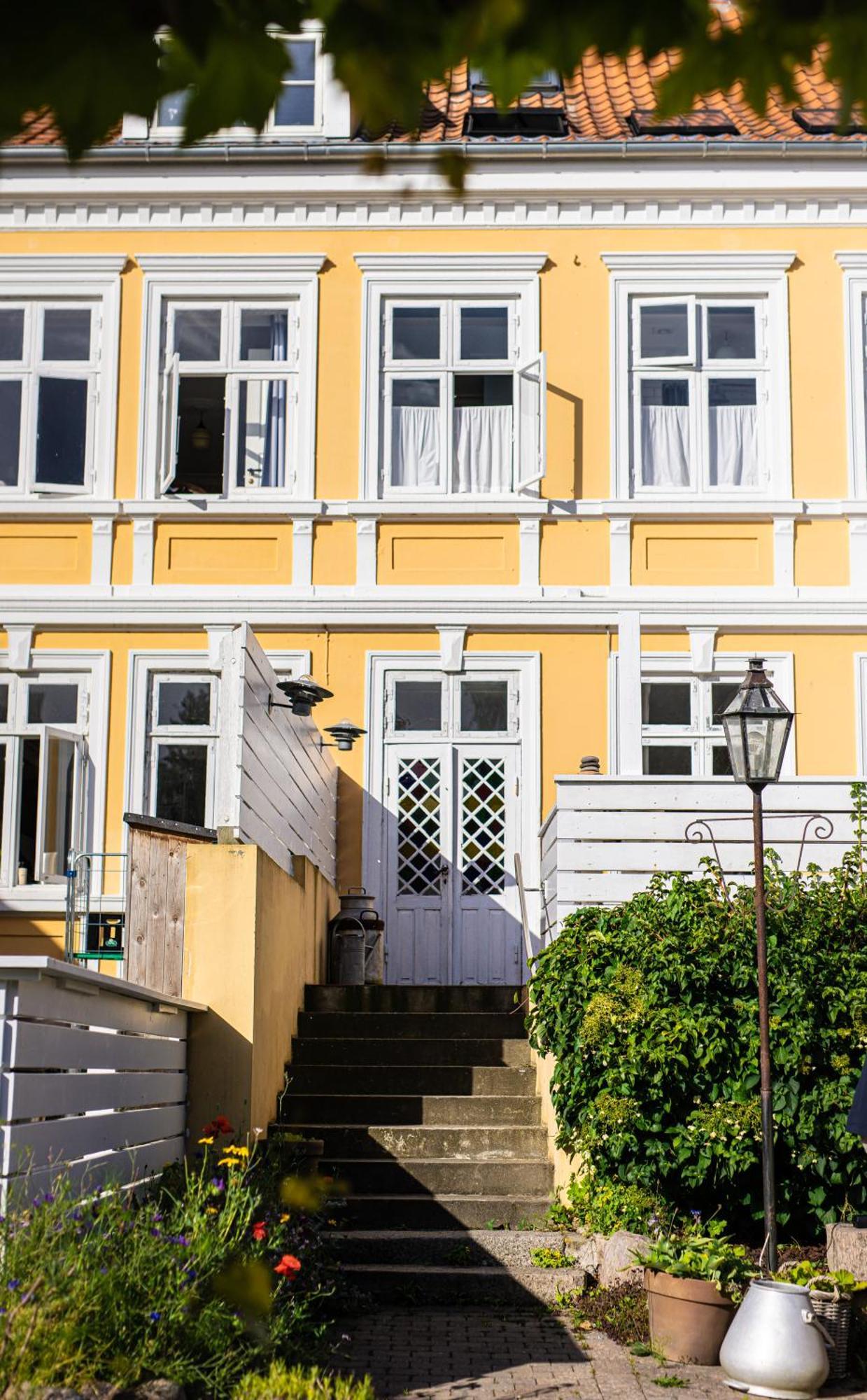 Arnfeldt Hotel Ærøskøbing エクステリア 写真